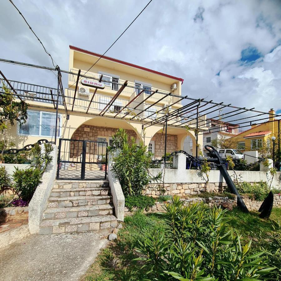 Apartmani Sidro Senj 塞尼 外观 照片