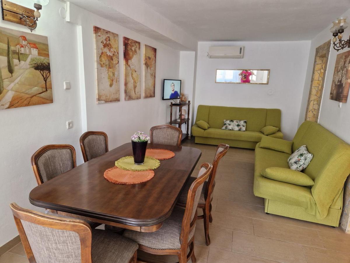 Apartmani Sidro Senj 塞尼 客房 照片